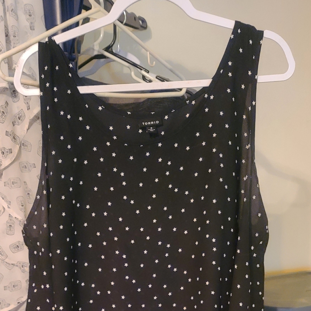 Torrid Hi lo black tank with stars